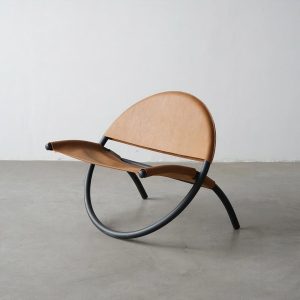 CLEO CHAIR